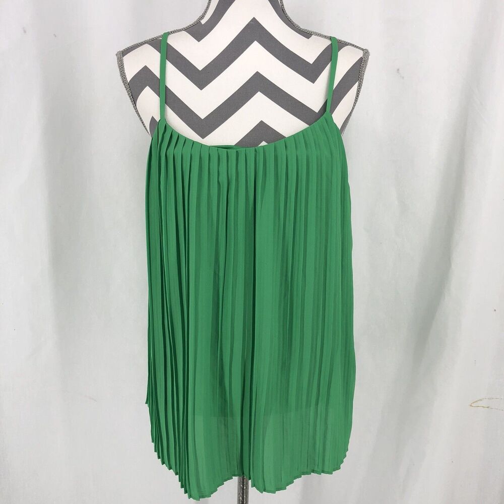 Charming Charlie Size Small Blouse Womens Green Loose Flow Top